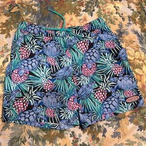 Vineyard Vines Kids Blue & Pink Tropical Pineapple Swim Trunks